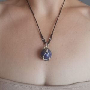 Makrame_ogrlica_lapis_lazuli